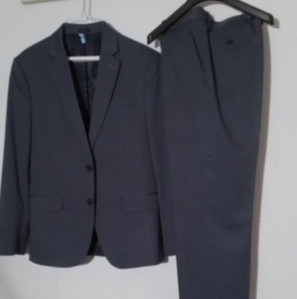 JF Ferra Slim Suit